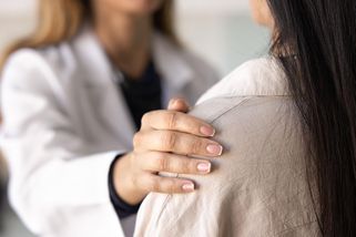 Diagnóza, kterou nechce nikdo slyšet. 7 klíčových tipů, jak snížit riziko rakoviny. Nekuřte a spěte! - Proženy.cz